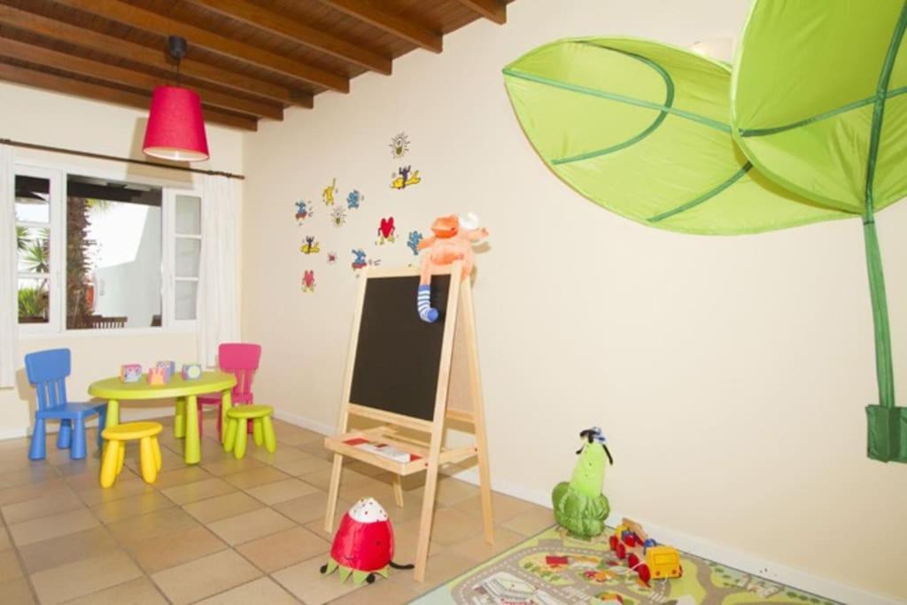 Miguel, 3 Bed With Private Pool Puerto del Carmen (Lanzarote) Exterior foto